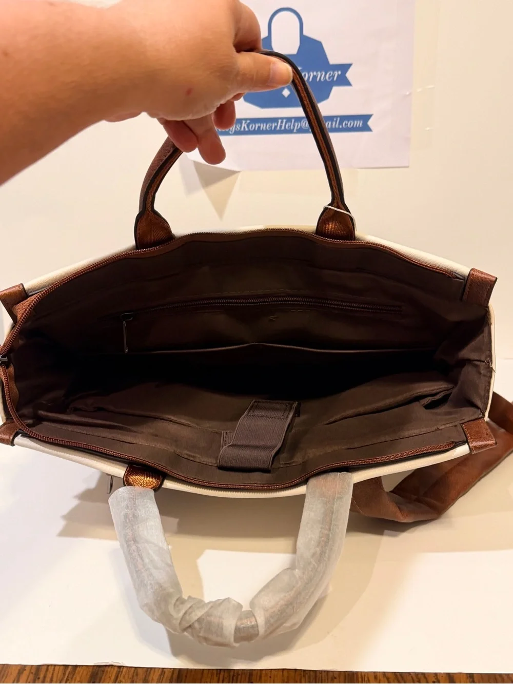 NWT Mroede Convertible Women's Laptop Backpack in Cream and Brown Color